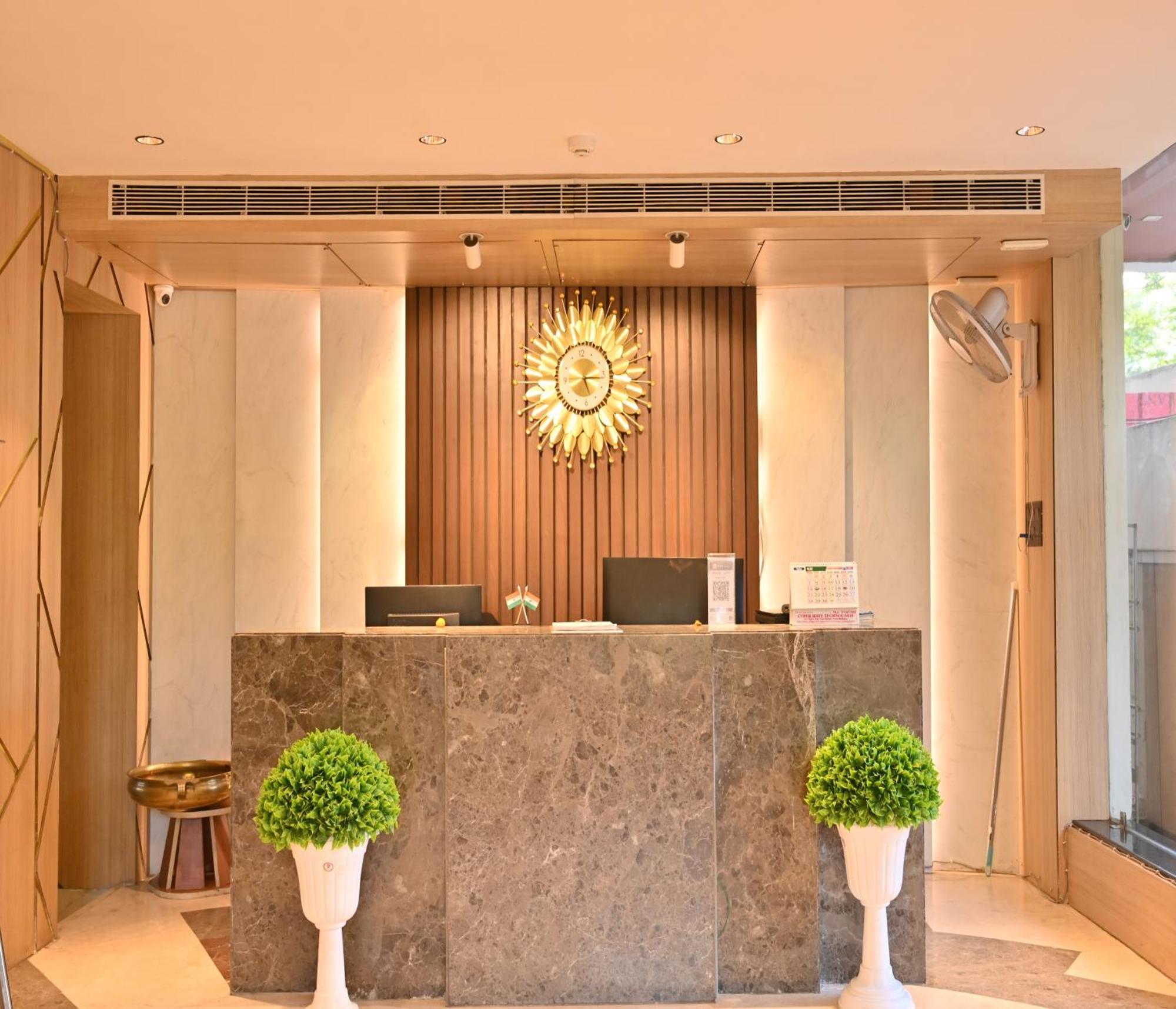 Hotel Silver Land New Digha With Rooftop Pool Екстериор снимка
