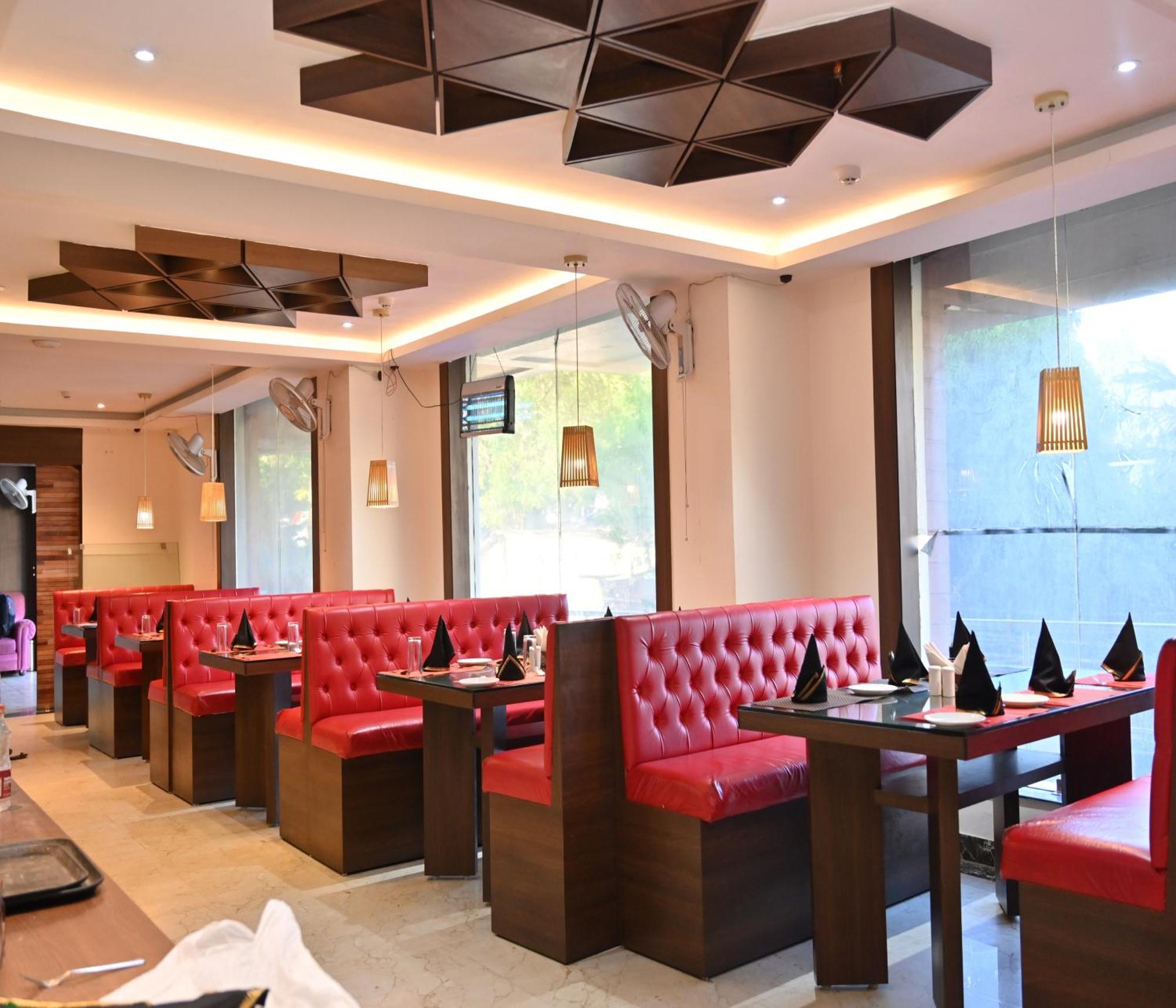Hotel Silver Land New Digha With Rooftop Pool Екстериор снимка