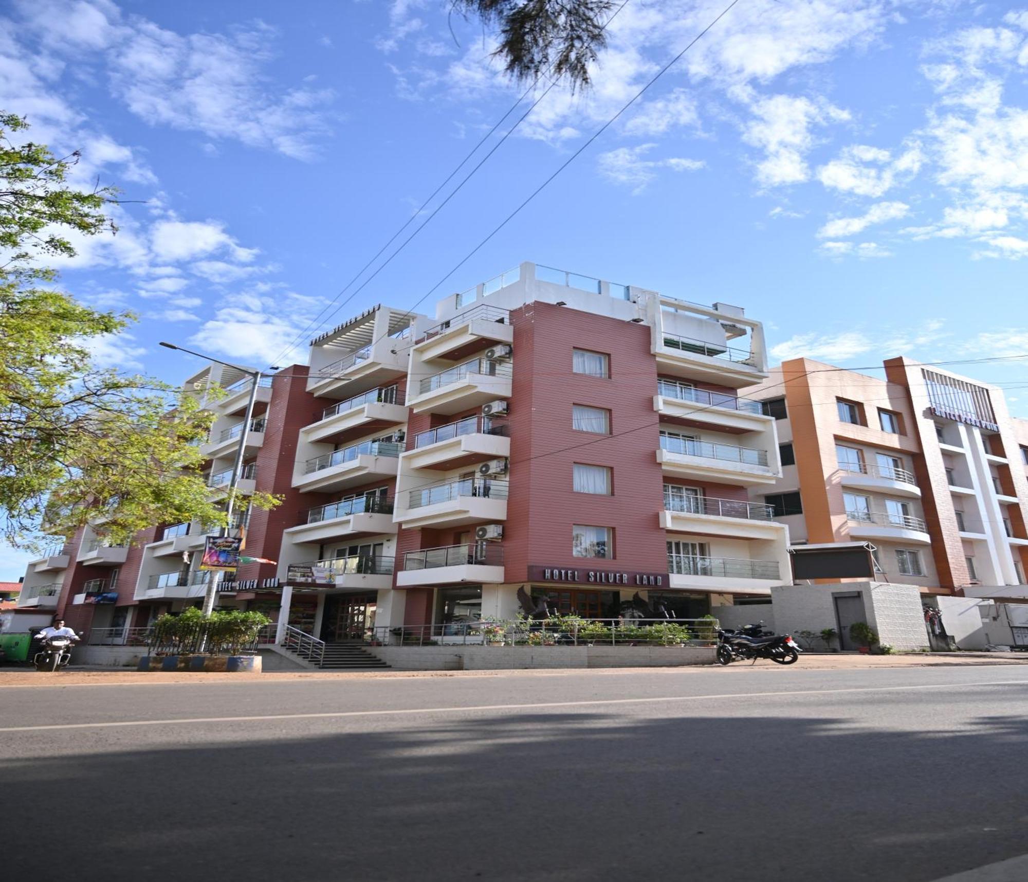Hotel Silver Land New Digha With Rooftop Pool Екстериор снимка