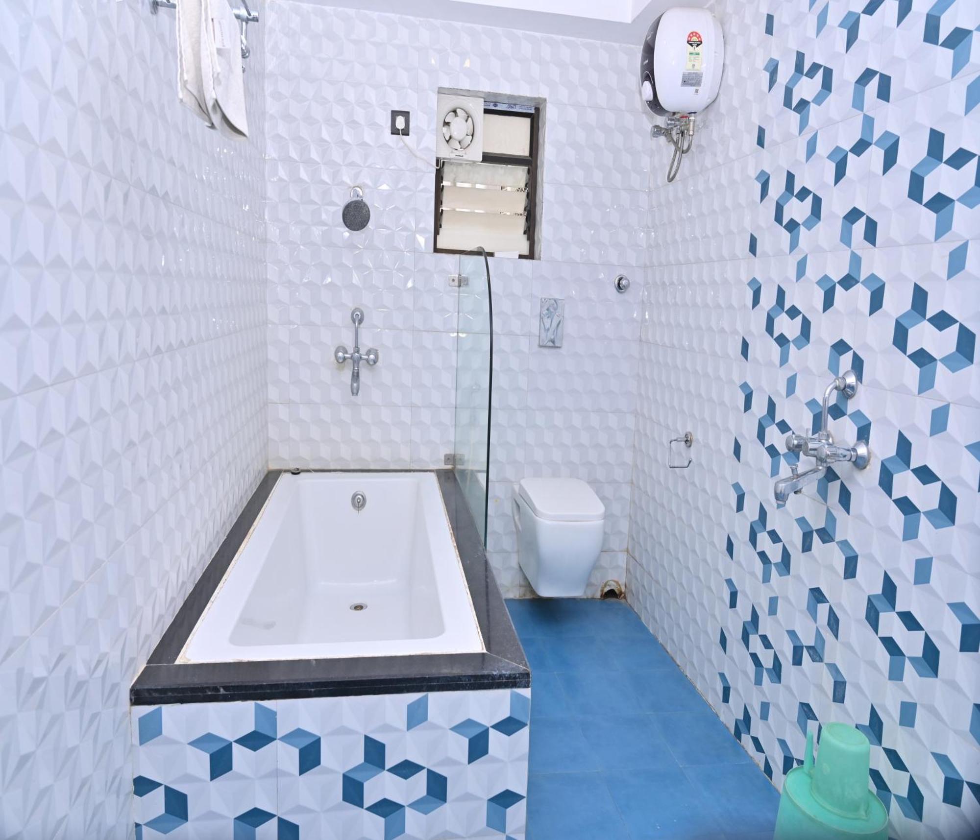 Hotel Silver Land New Digha With Rooftop Pool Екстериор снимка